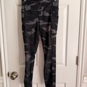 Athleta Black and Gray Camo Leggings